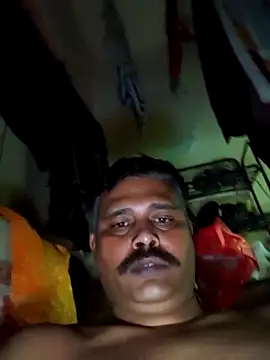 Snapshot of Vinay-kumar89 chatting on 2, 4, 2026 Vinay-kumar89 online show from 2, 4, 2026