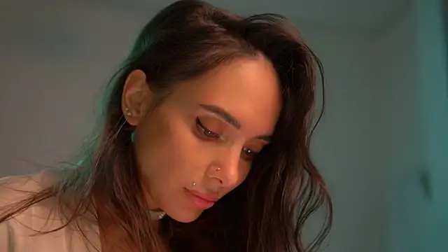 Snapshot of Mila_May_ chatting on 14, 9, 2025 Mila May online show from 14, 9, 2025