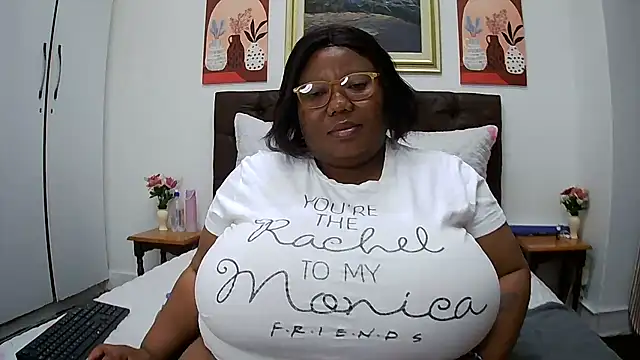 Snapshot of DAIRYBELLELIZxx chatting on 1, 7, 2026 DAIRYBELLELIZxx online show from 1, 7, 2026