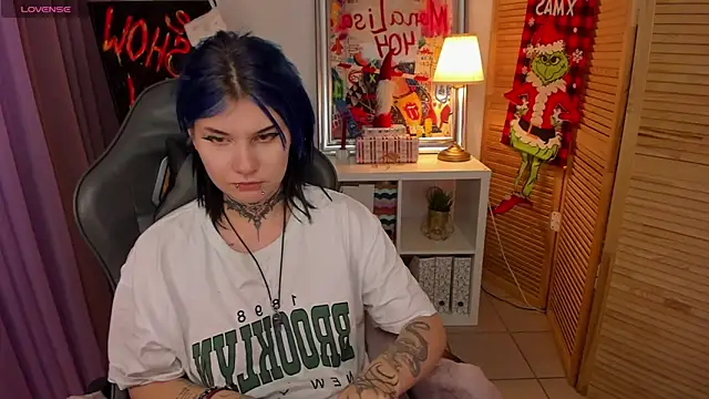 Snapshot of mekurisu chatting on 15, 12, 2024 mekurisu online show from 15, 12, 2024