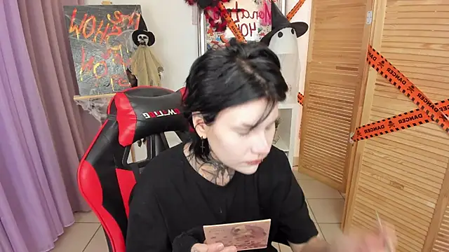 Snapshot of mekurisu chatting on 27, 10, 2025 mekurisu online show from 27, 10, 2025