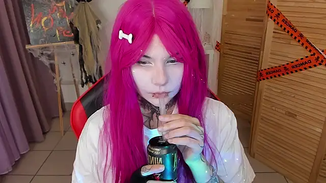 Snapshot of mekurisu chatting on 28, 10, 2025 mekurisu online show from 28, 10, 2025