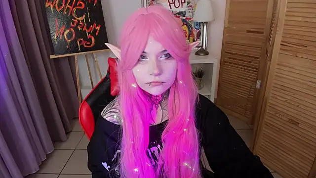 Snapshot of mekurisu chatting on 6, 11, 2025 mekurisu online show from 6, 11, 2025