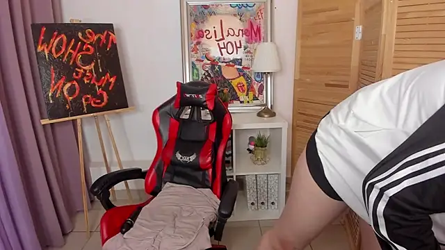 Snapshot of mekurisu chatting on 25, 11, 2025 mekurisu online show from 25, 11, 2025