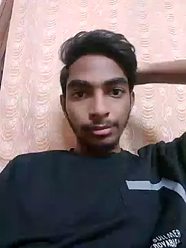 Snapshot of biggboyzz chatting on 12, 1, 2025 biggboyzz online show from 12, 1, 2025