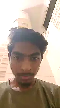 Snapshot of biggboyzz chatting on 21, 1, 2025 biggboyzz online show from 21, 1, 2025