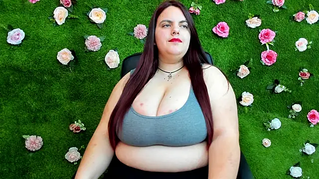 Huge Titties  online show from 21, 3, 2025