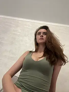 Snapshot of Miilania chatting on 5, 1, 2025 Miilania online show from 5, 1, 2025