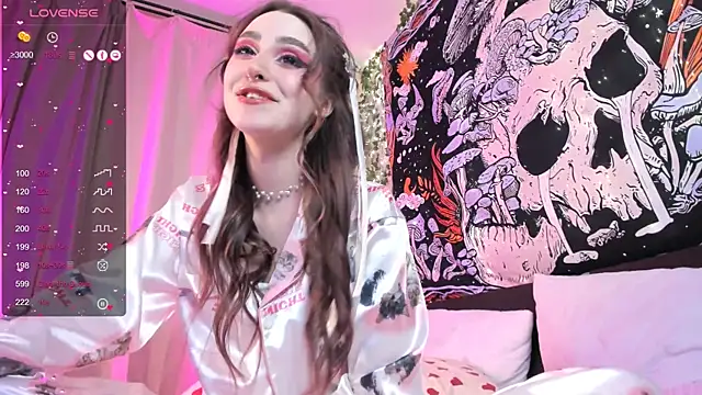 kissthasky online show from 21, 2, 2025