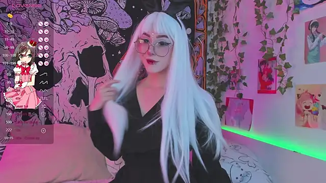 kissthasky online show from 6, 10, 2025