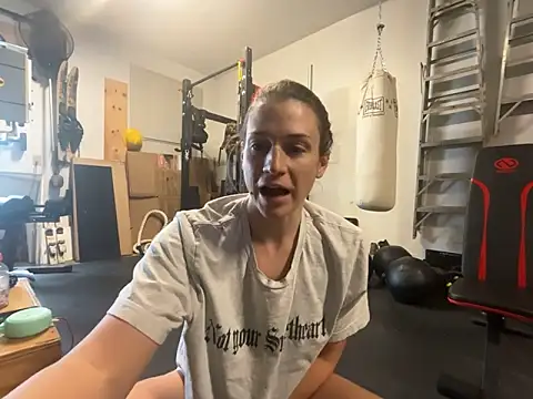 MissSwitch online show from 6, 12, 2024