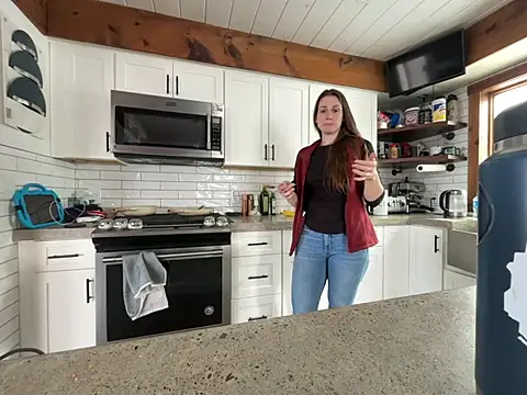 MissSwitch online show from 30, 1, 2025