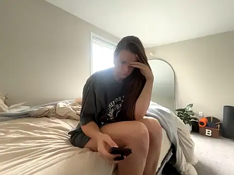 MissSwitch online show from 7, 10, 2025