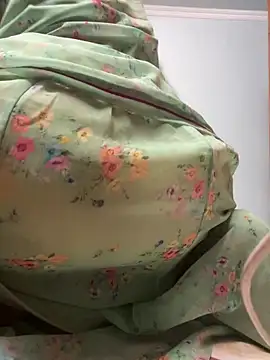 HotRiyacpl online show from 23, 12, 2025