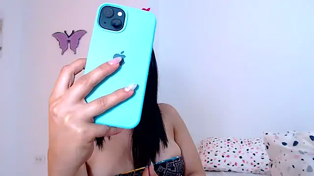 SaraBlosson online show from 3, 3, 2025