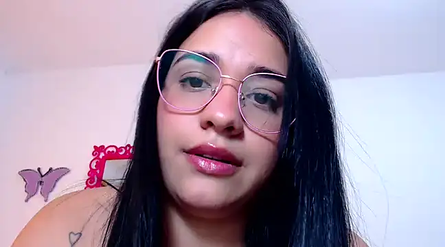 SaraBlosson online show from 7, 3, 2025