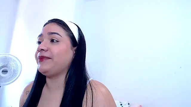 SaraBlosson online show from 10, 9, 2025