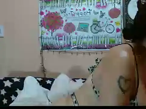 Snapshot of Rosy_sexxx chatting on 3, 1, 2025 Rosy sexxx online show from 3, 1, 2025