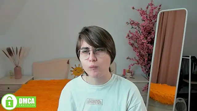 Snapshot of Funny_bunnyy chatting on 5, 12, 2024 Funny bunnyy online show from 5, 12, 2024