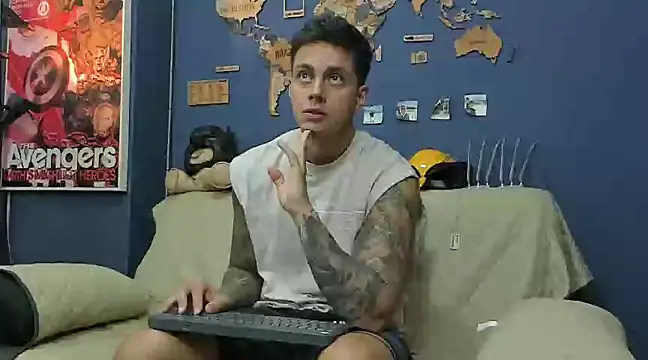Snapshot of JeanBroc chatting on 10, 2, 2025 JeanBroc online show from 10, 2, 2025