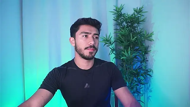 Snapshot of dam0n_fr0st chatting on 11, 11, 2025 dam0n fr0st online show from 11, 11, 2025