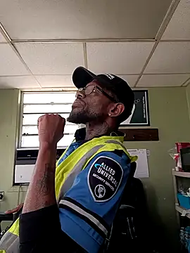 Snapshot of Txdarkmeat74 chatting on 10, 2, 2026 Txdarkmeat74 online show from 10, 2, 2026