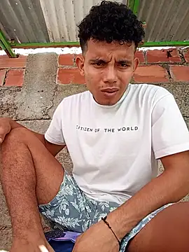 Snapshot of alex_candela chatting on 4, 12, 2025 alex candela online show from 4, 12, 2025