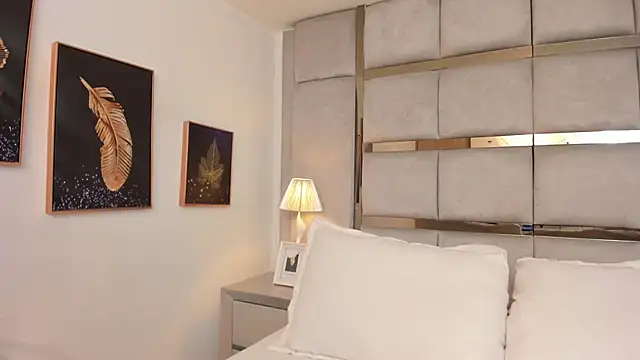 Snapshot of AmbarJensen chatting on 2, 10, 2025 AmbarJensen online show from 2, 10, 2025