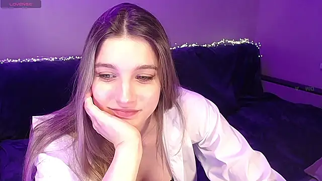 Snapshot of Abigail_Wills chatting on 22, 4, 2026 Abigail Wills online show from 22, 4, 2026