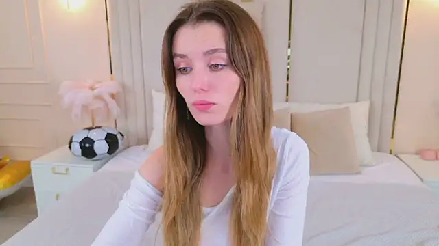 Snapshot of MarybethSnow chatting on 8, 7, 2026 MarybethSnow online show from 8, 7, 2026
