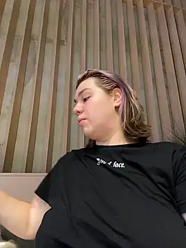 SuzieMurray online show from 21, 1, 2025