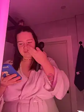 SuzieMurray online show from 20, 11, 2025