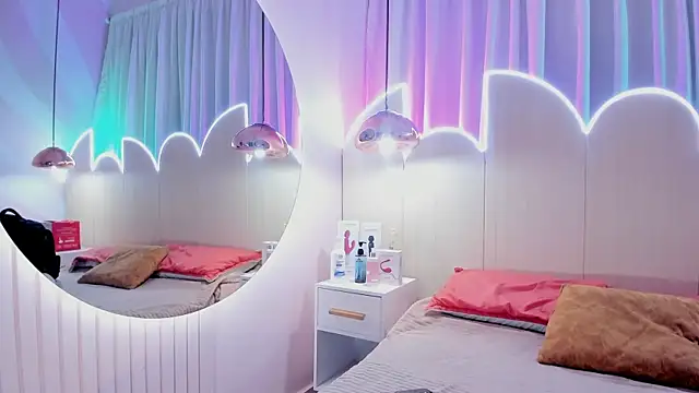 Snapshot of Laurentdupont04 chatting on 13, 9, 2025 Laurentdupont04 online show from 13, 9, 2025