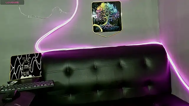 Snapshot of Laurentdupont04 chatting on 30, 5, 2026 Laurentdupont04 online show from 30, 5, 2026