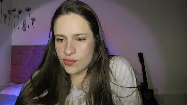 Snapshot of Serenity chatting on 18, 9, 2025 Serenity online show from 18, 9, 2025