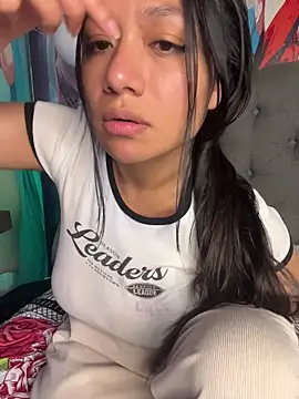 Im Little online show from 11, 11, 2025