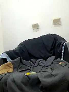 charlesss19 online show from 27, 2, 2025