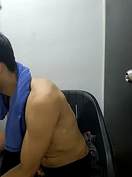 charlesss19 online show from 10, 9, 2025