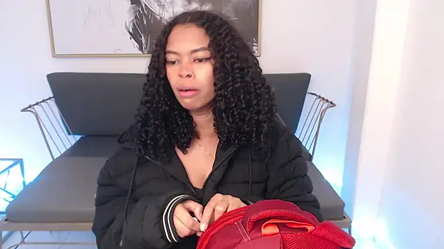 Shenna brunette  online show from 21, 12, 2024