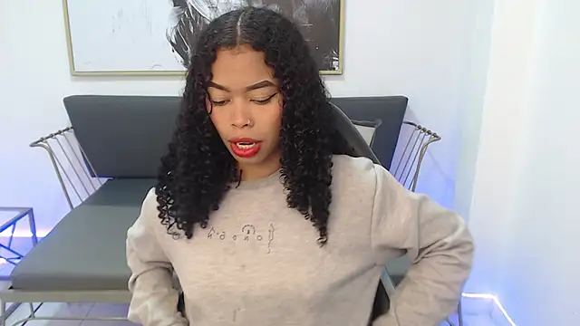 Shenna brunette  online show from 22, 12, 2024