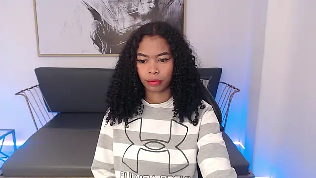 Shenna brunette  online show from 23, 12, 2024