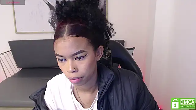 Shenna brunette  online show from 8, 1, 2025