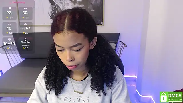 Shenna brunette  online show from 10, 1, 2025