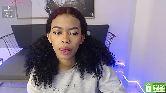 Shenna brunette  online show from 11, 1, 2025