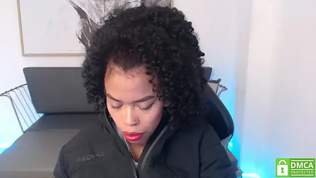 Shenna brunette  online show from 26, 1, 2025