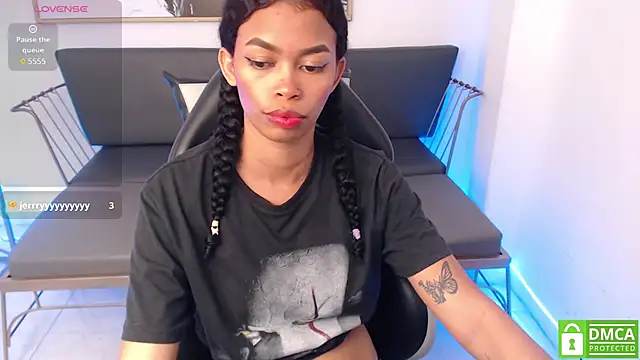 Shenna brunette  online show from 29, 1, 2025