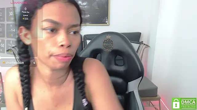 Shenna brunette  online show from 31, 1, 2025