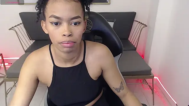 Shenna brunette  online show from 18, 2, 2025