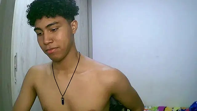 Snapshot of sexy_diamante_ chatting on 6, 11, 2025 sexy diamante online show from 6, 11, 2025