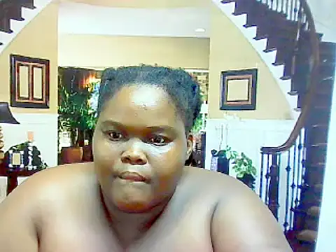 Snapshot of EbonyHotBuns chatting on 27, 2, 2025 EbonyHotBuns online show from 27, 2, 2025